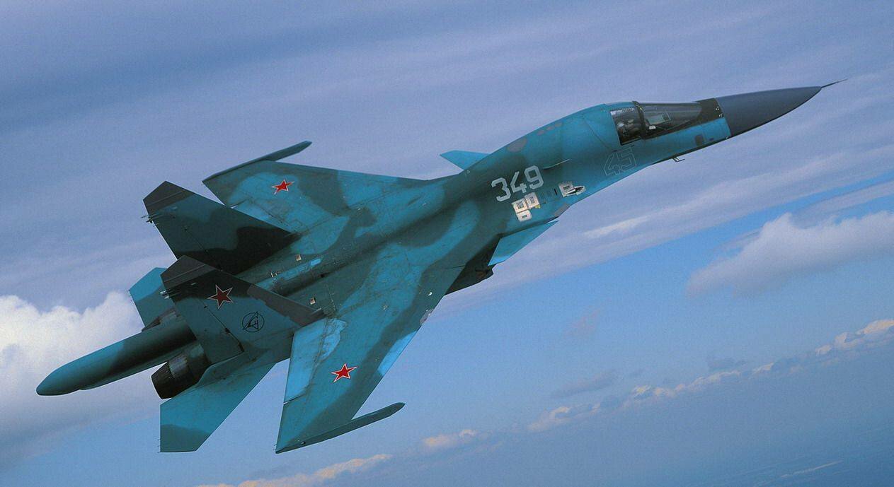 Су-34 ВКС России и МиГ-23 ВВС Сирии отразили ракеты боевиков 