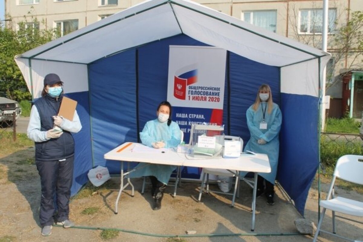 В Подольске вандал поджег палатку для голосования по поправкам - личность установлена
