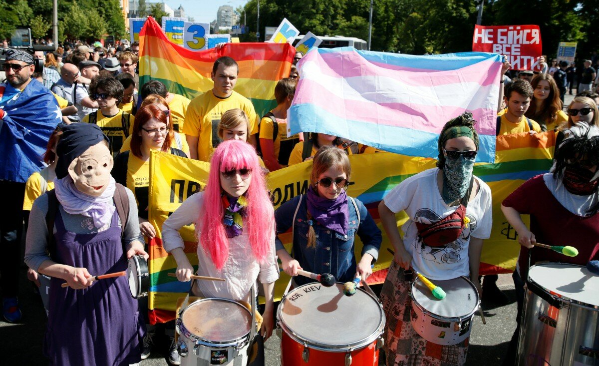 Гей-парад в Киеве: число полицейских в несколько раз превышает количество участников