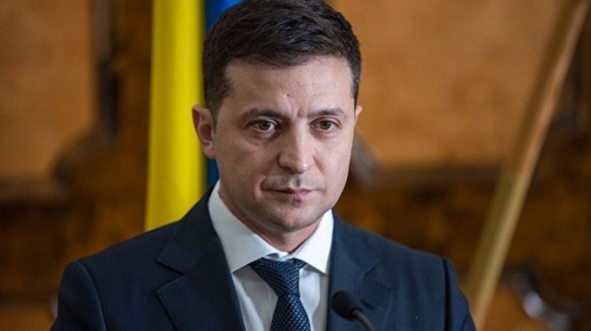 "Зеленский, ты предатель", - на президента Украины "напала" дама, назвавшаяся "жительницей Донецка"