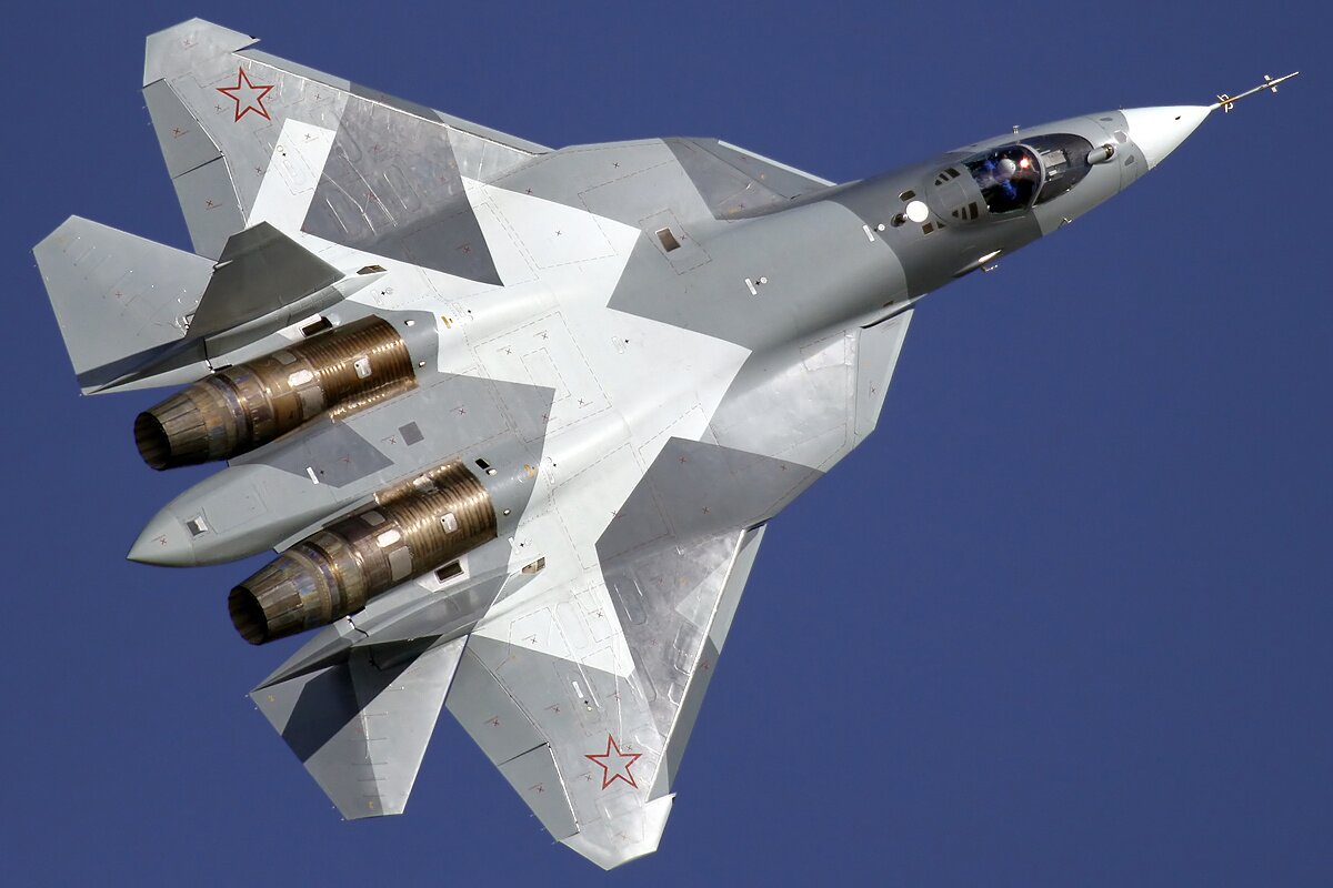 ​Западные СМИ поразил российский пилот, летящий на Су-57 с открытой кабиной