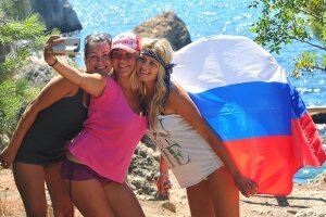россия, туризм, популярные поездки, отдых, лето, востребованные рейсы, крым, черногория
