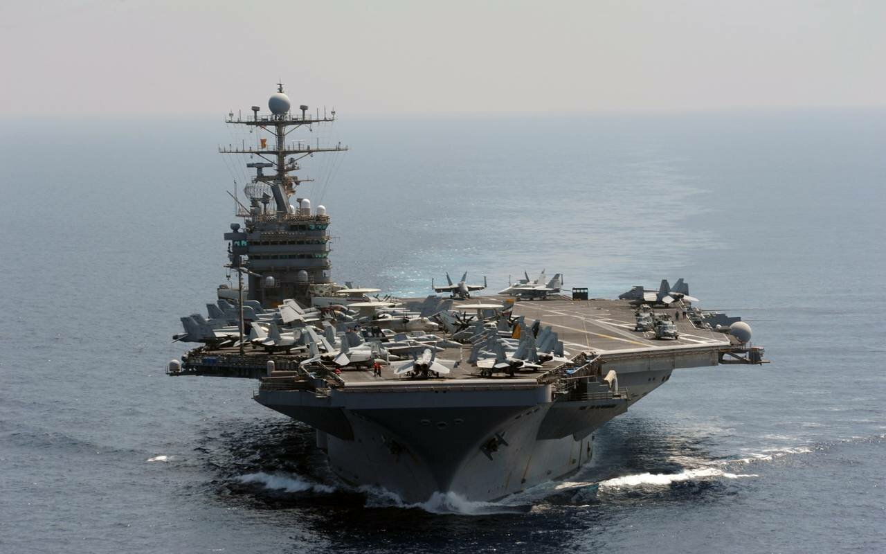 ВМС США сделали последнее предупреждение военным кораблям Ирана