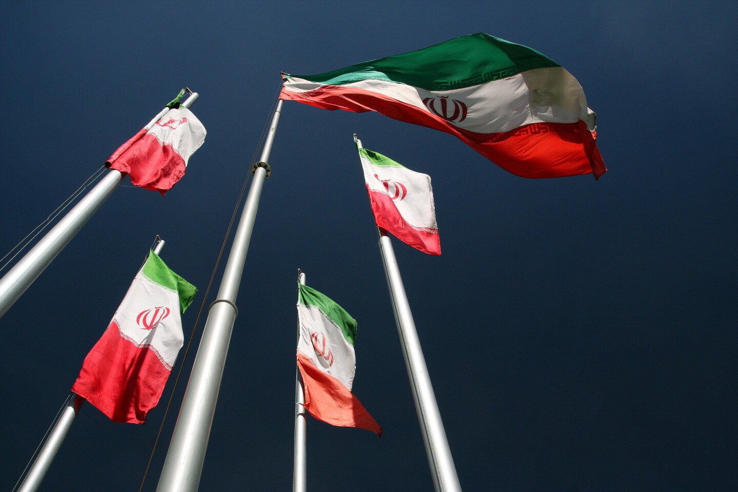 Иран обвинил США в нарушении ядерной сделки и подал жалобу в Совбез ООН
