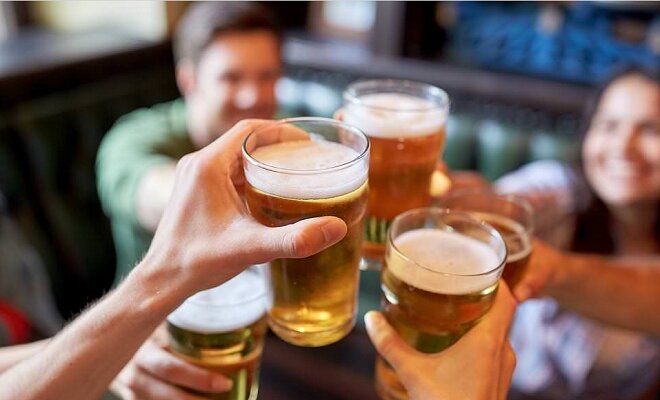 Ученые доказали, что даже малые дозы алкоголя повышают риск рака