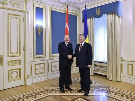 Порошенко позвал Эрдогана в "группу друзей деоккупации Крыма" – кадры