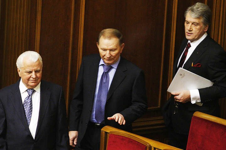 Кравчук, Кучма и Ющенко обратились к Верховной Раде касательно введения военного положения на Украине