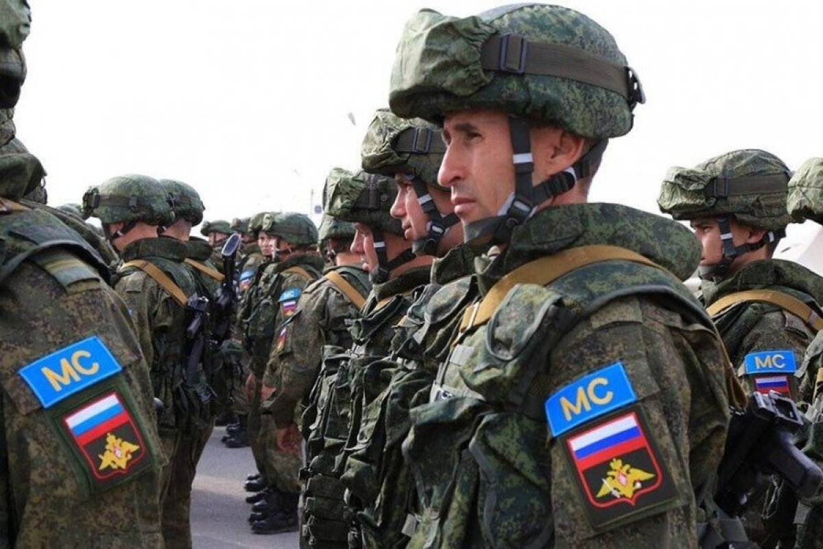 Российские миротворцы уже расположились в Степанакерте и Горисе