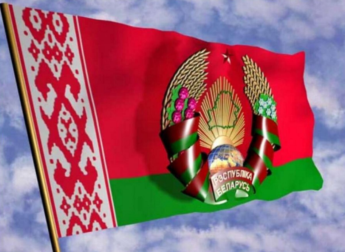 Белоруссия решила изменить старый герб на более "европейский", убрав советскую символику
