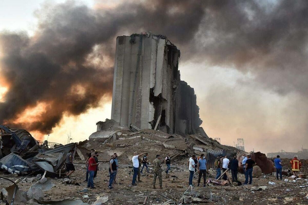 Что известно о взрыве в Бейруте: погибли не менее 100 человек, эквивалент взрыва - 1800 тонн тротила