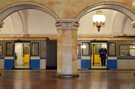Власти РФ планируют ужесточить правила проезда на метро: подробности 