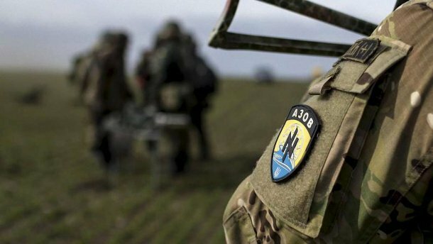 ​Эскалация в Донбассе: националисты из "Азова" заняли позиции в зоне отвода войск — подробности