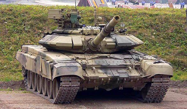 От Т-72 до Т-90: раскрыты ключевые особенности самых грозных танков России