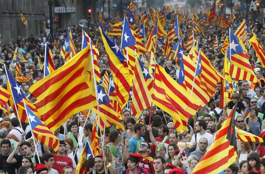 Испанский кризис: в Мадриде заговорили об уступках Каталонии 