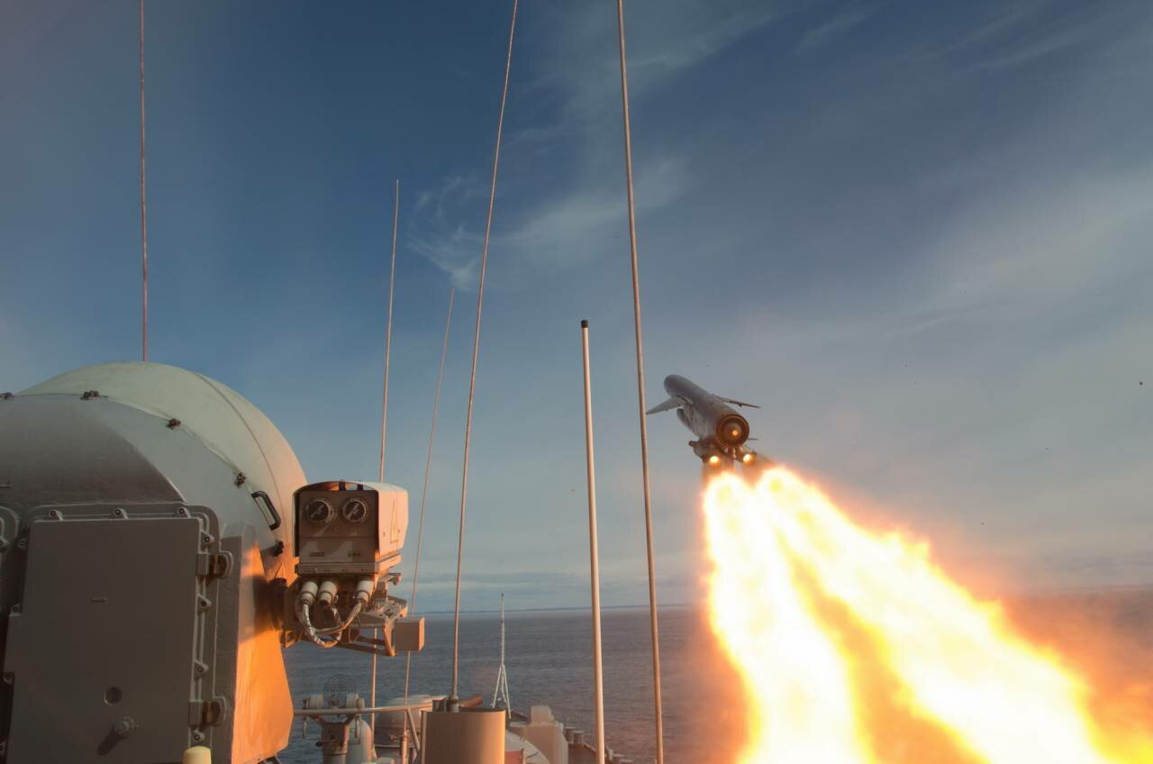 ​Гиперзвуковая ракета "Циркон" поразила морскую цель на расстоянии в 450 км: опубликованы кадры