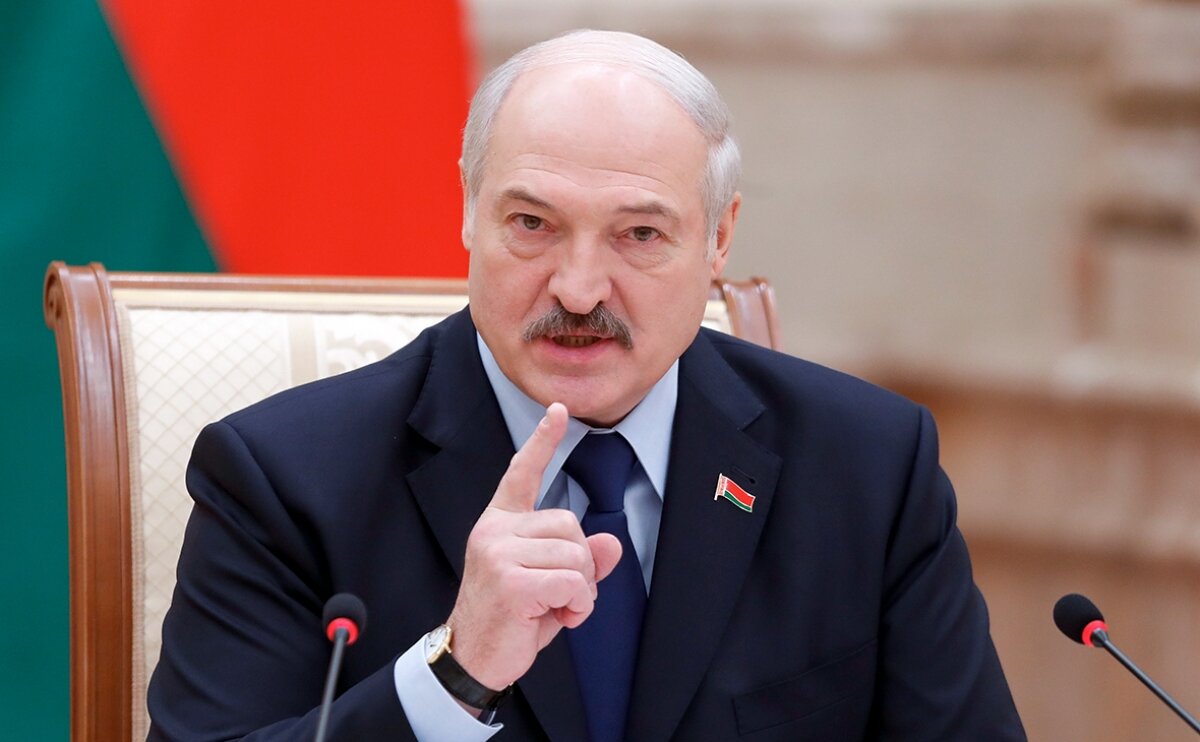Лукашенко ответил на "упреки" России 