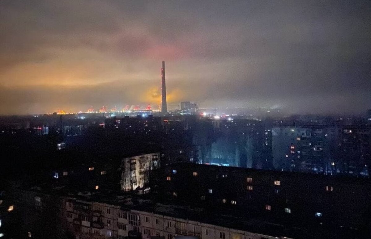 На Запорожской ТЭС авария: Энергодар в дыму, появились слухи об эвакуации города