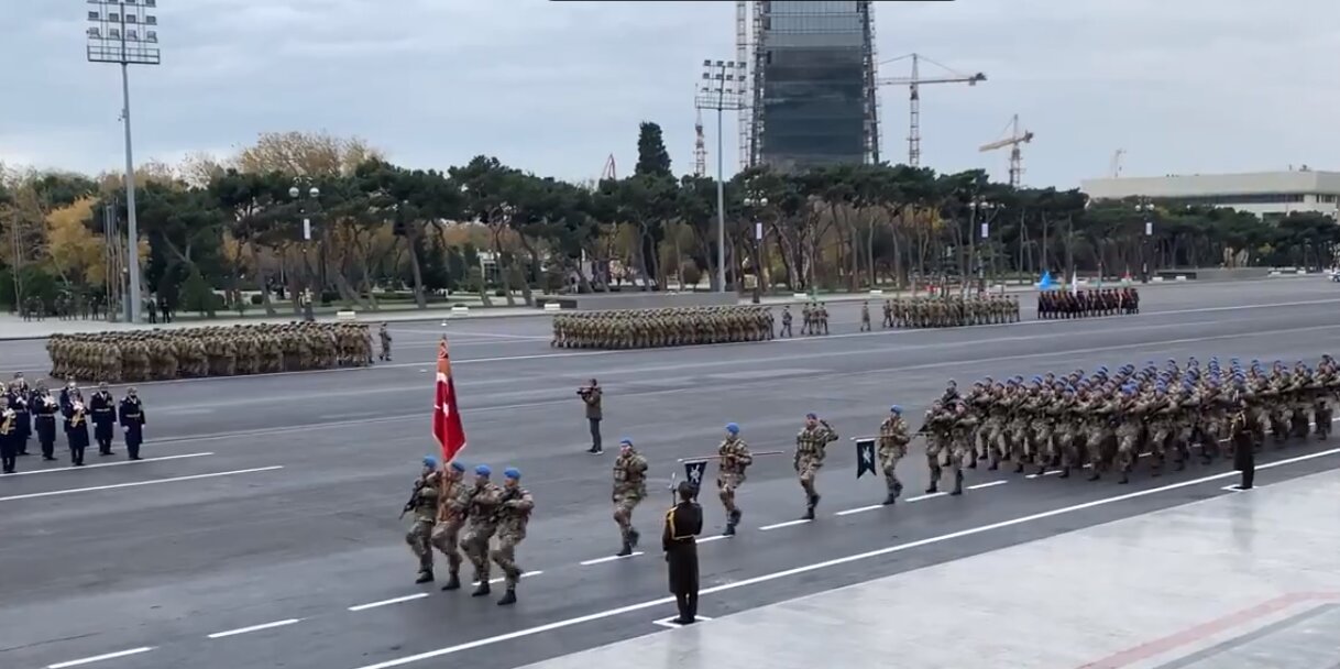 Военному маршу в Баку турки посвятили специальный видеоролик 