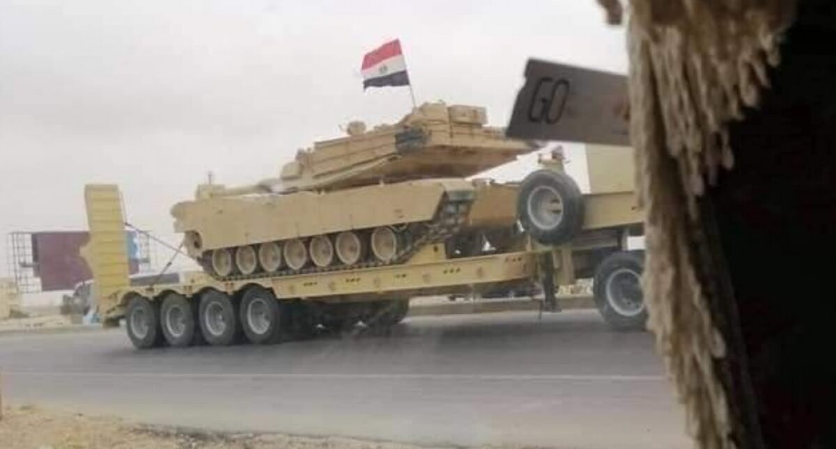 Танки Abrams ВС Египта вторглись в Ливию и идут на помощь Хафтару 