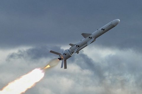 ​Порошенко "попиарился" на испытаниях новейшей украинской ракеты "Нептун"