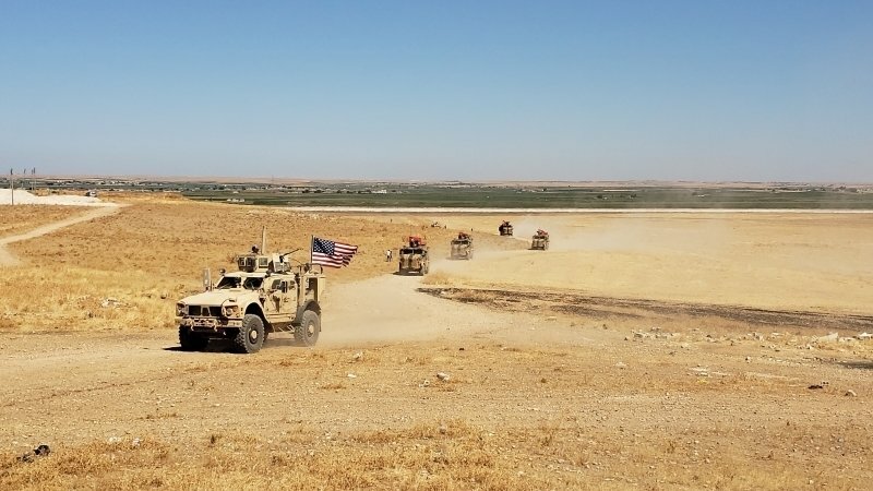СМИ: российско-турецкий патруль в Сирии забросали камнями в Кобани