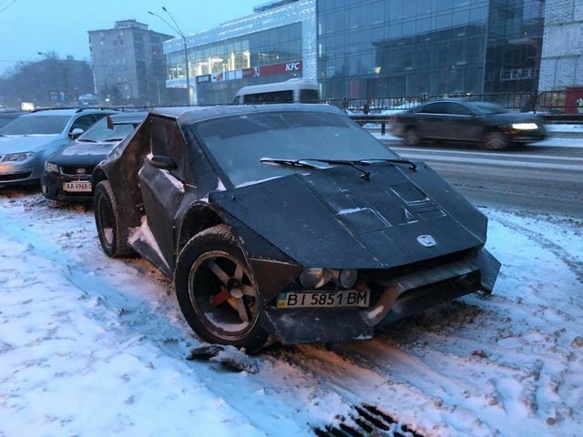 Бетмобиль, "Безумный Макс", Украина, автомобиль-монстр, транспортное средство, Honda CRX