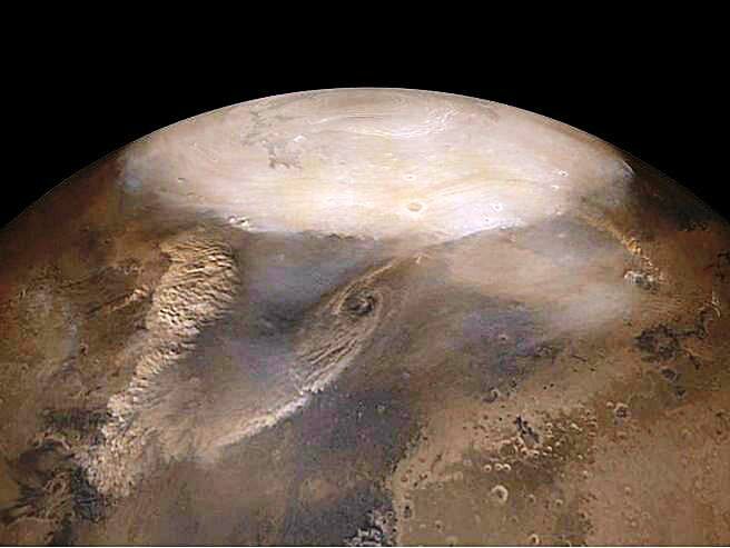 В полярных широтах Марса нашли оазисы, в которых живет множество микроорганизмов 