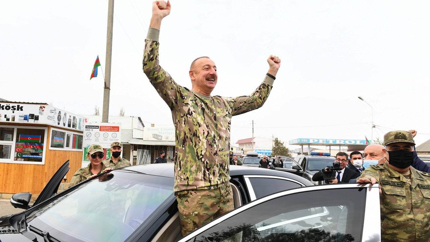 Алиев пригрозил Армении "кулаком" в случае попыток реванша в Карабахе 