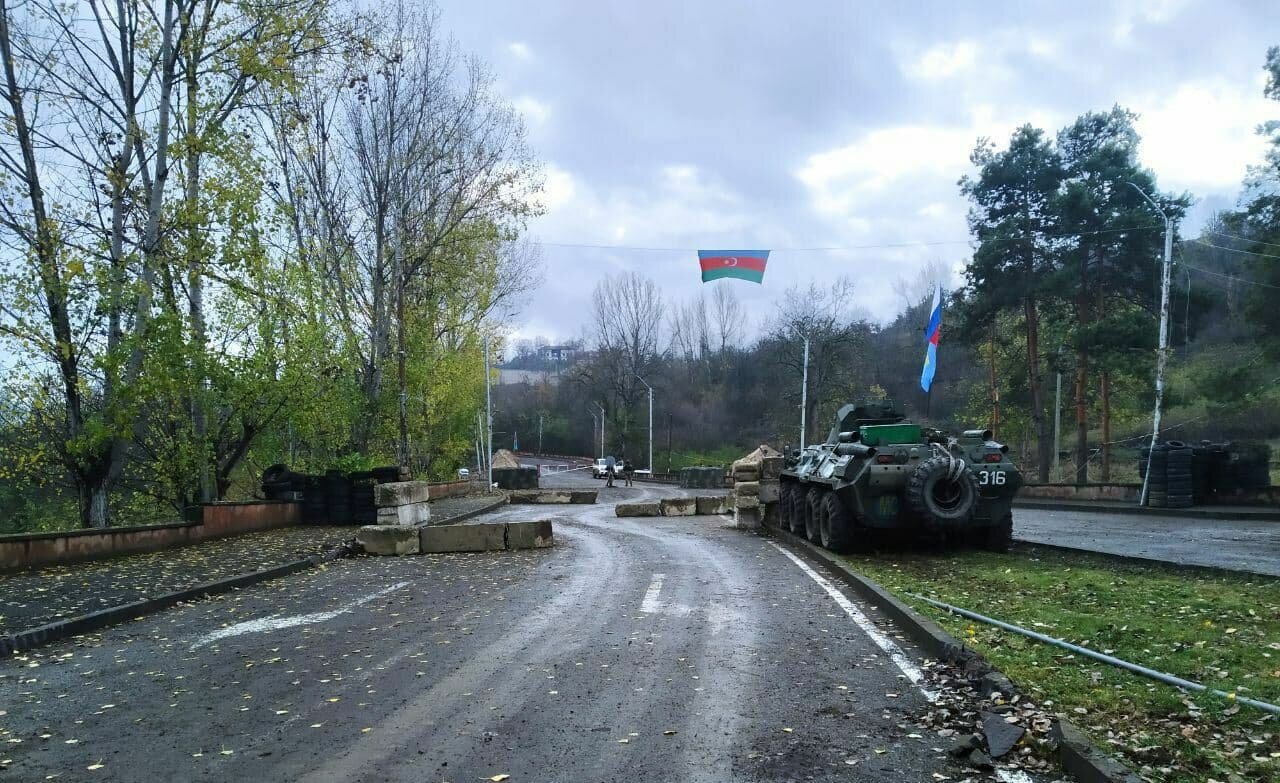 Блокпост военных РФ на въезде в Шуши показали на фото