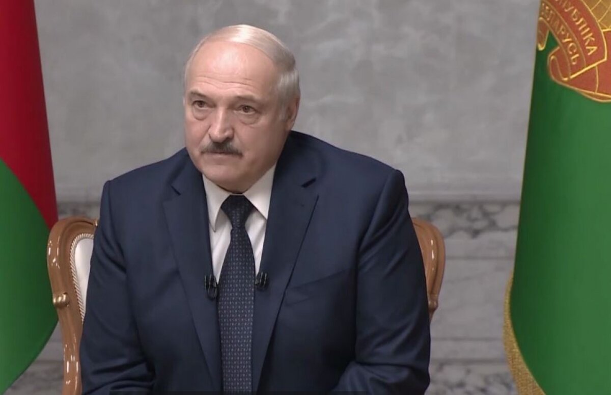Лукашенко советовал Путину "не расслабляться": "Следующая будет Россия"