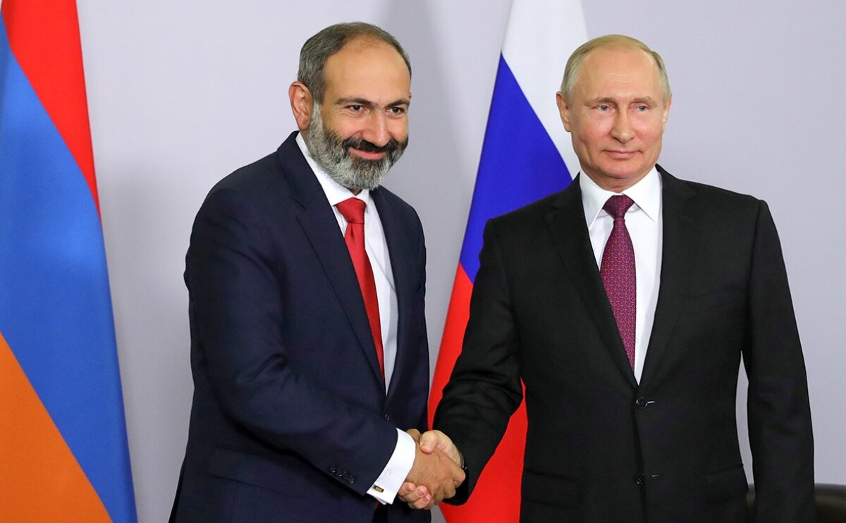 У Пашиняна рассказали, кого поддержал Путин в Армении