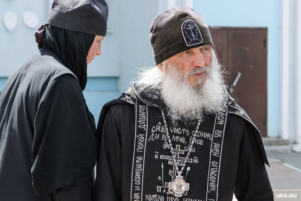 В Екатеринбургской епархии рассказали, что ждет отца Сергия, захватившего женский монастырь