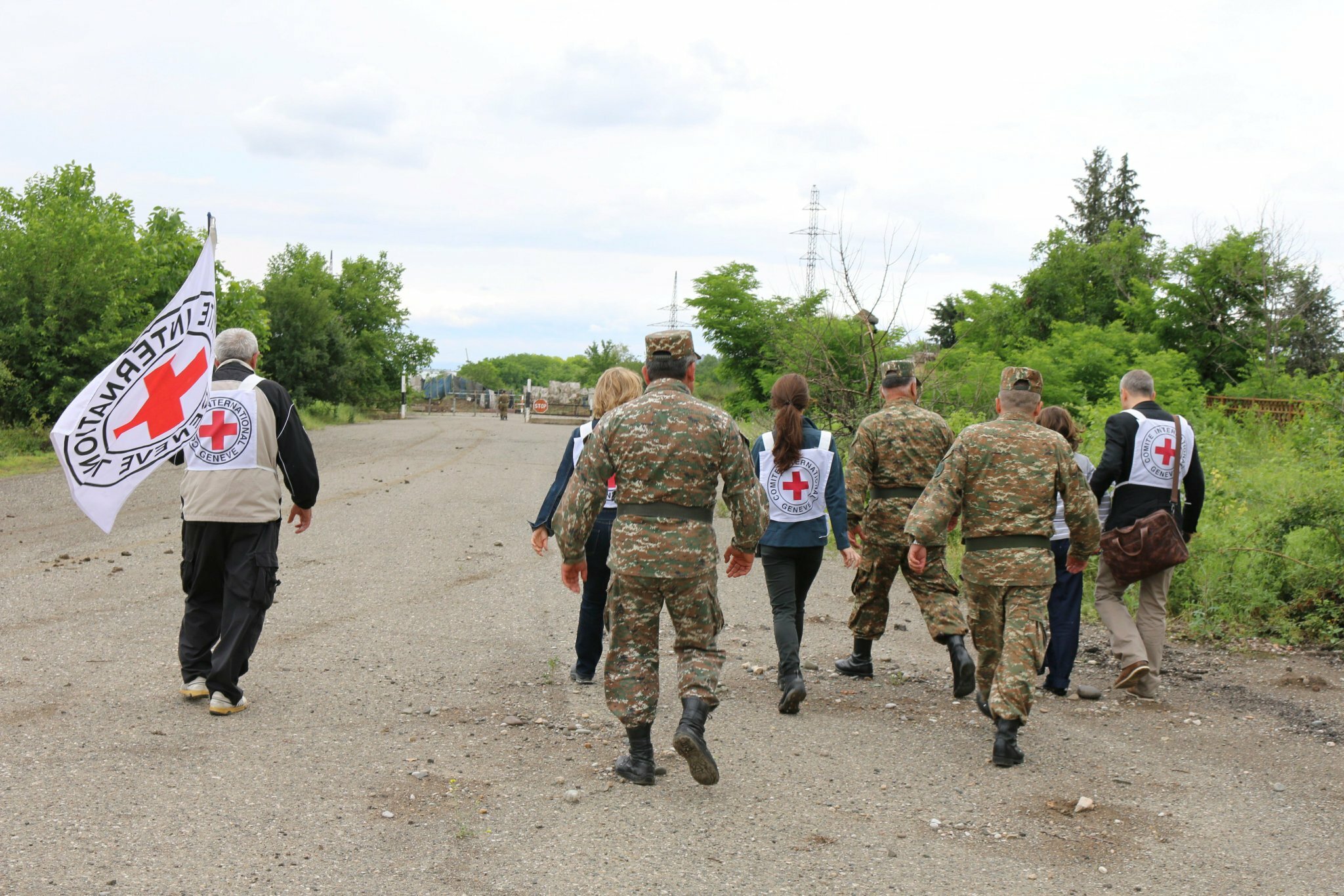 МИД Армении обвинило Баку в отказе вывода раненых с поля боя в Нагорном Карабахе