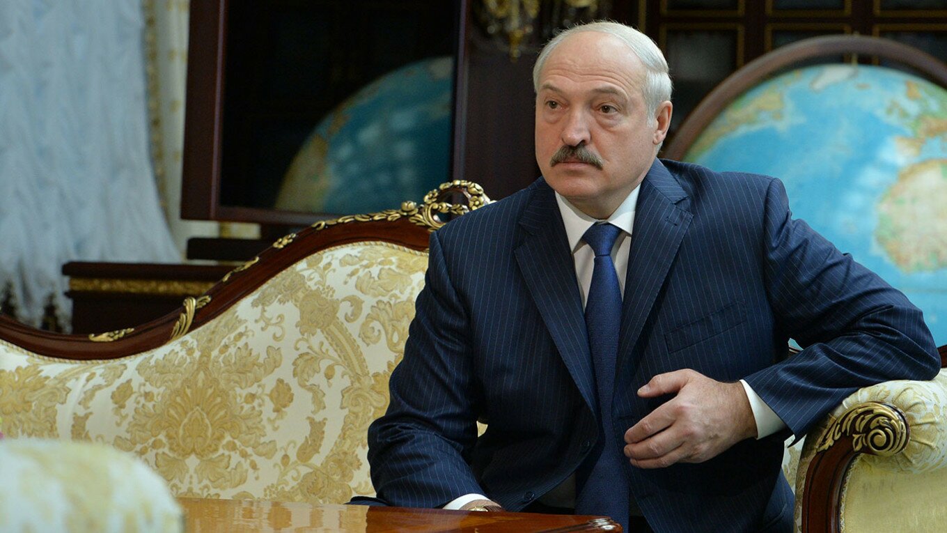 ​Лукашенко анонсировал встречу с Путиным: "Приеду аж 3 млрд долларов просить…"