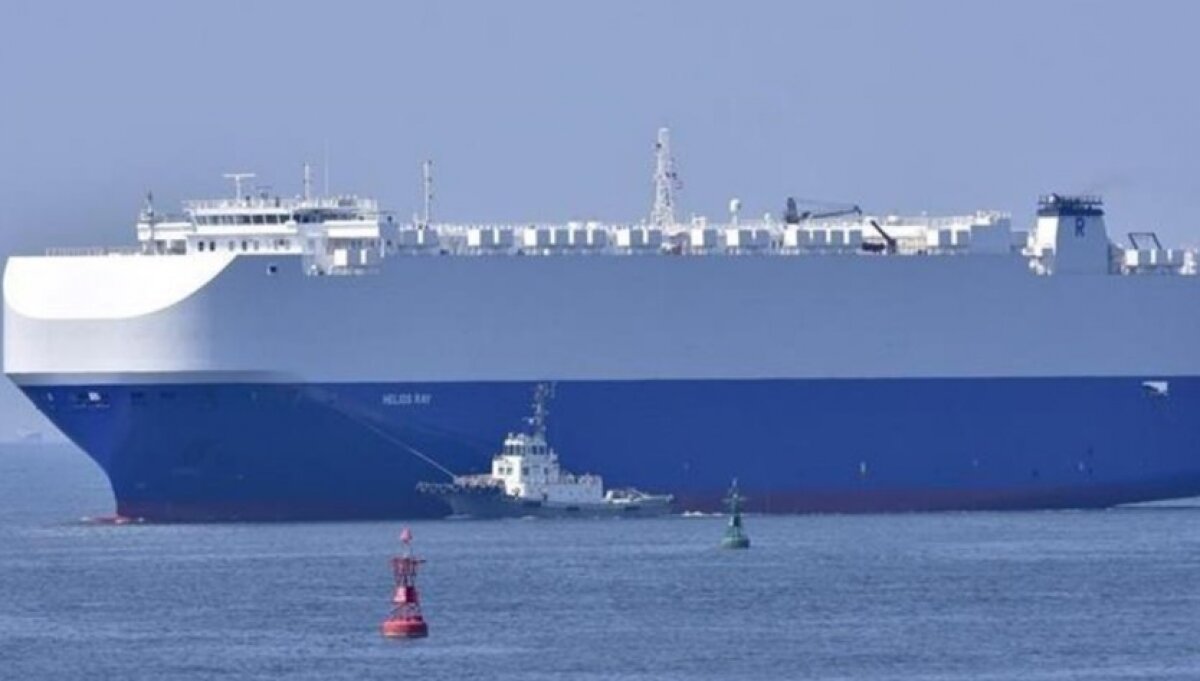 Показаны последствия подрыва израильского судна в Оманском заливе