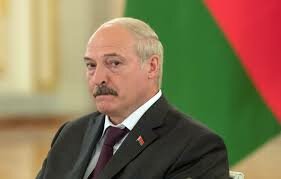 Лукашенко назвал многомиллиардную помощь Беларуси со стороны России “глупостью”
