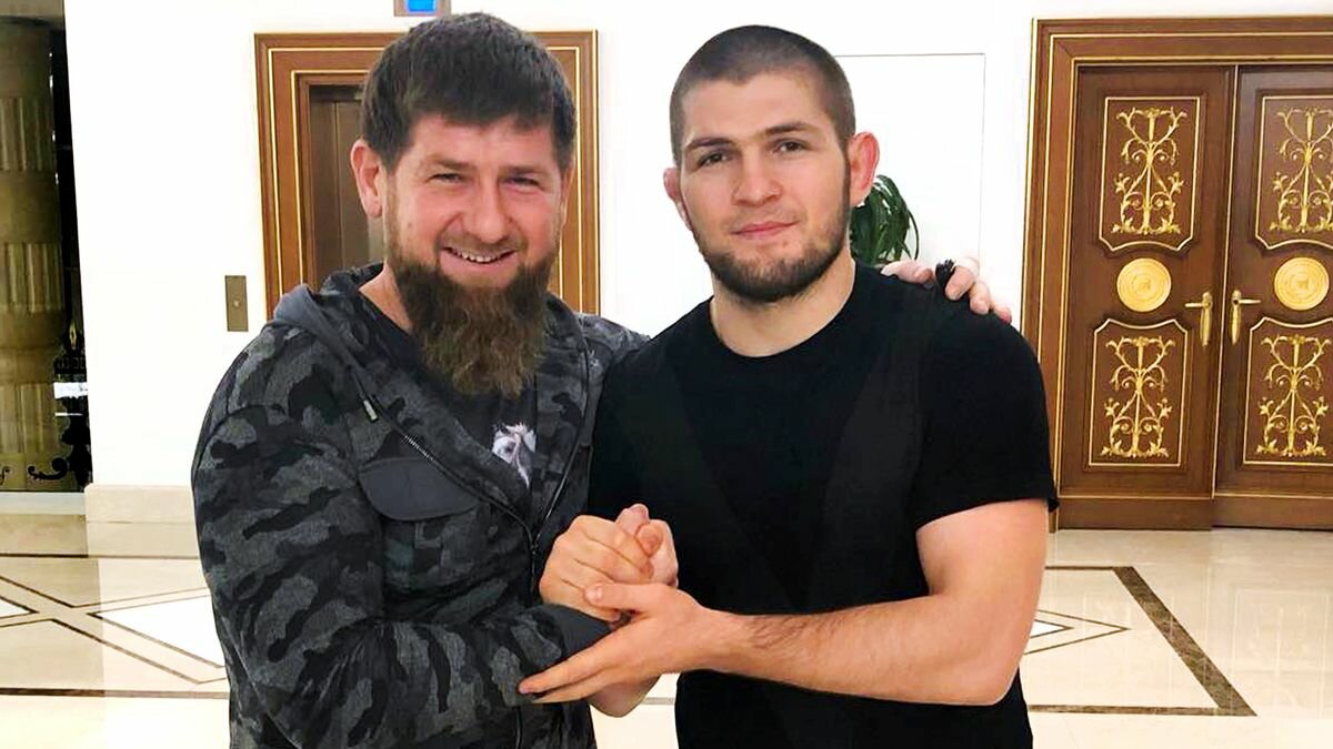 Кадыров упрекнул Нурмагомедова за выступления без флага России 