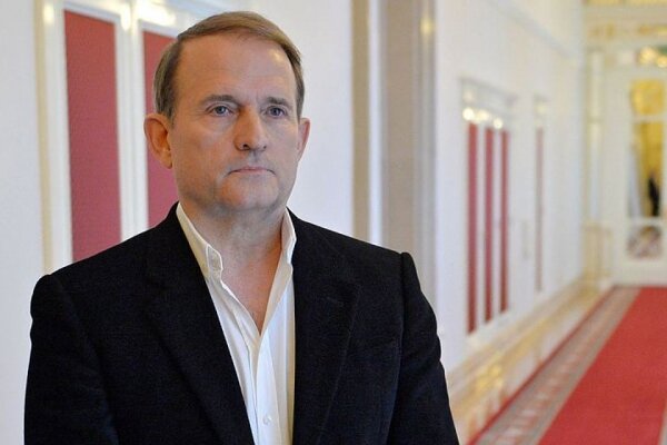 Оппозиционер Медведчук предложил кандидатуру на роль посредника в переговорах по Донбассу