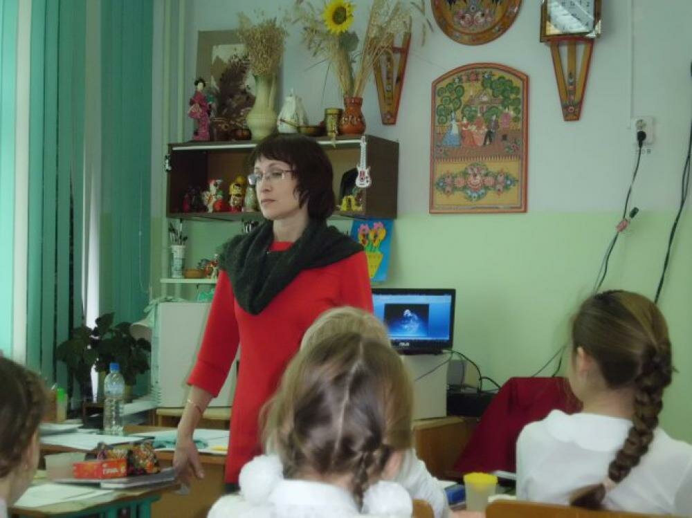 В школе Комсомольска-на-Амуре вступились за учительницу, избившую ученика