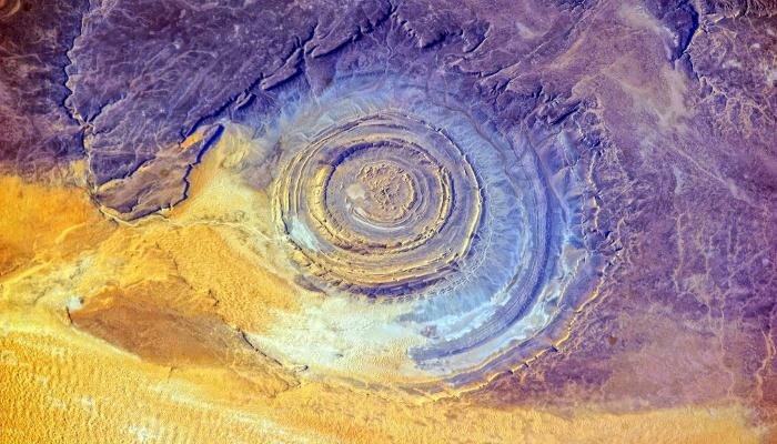 Идеальная взлетная площадка для инопланетян: в Сахаре выявили 50-километровый аэродром пришельцев 