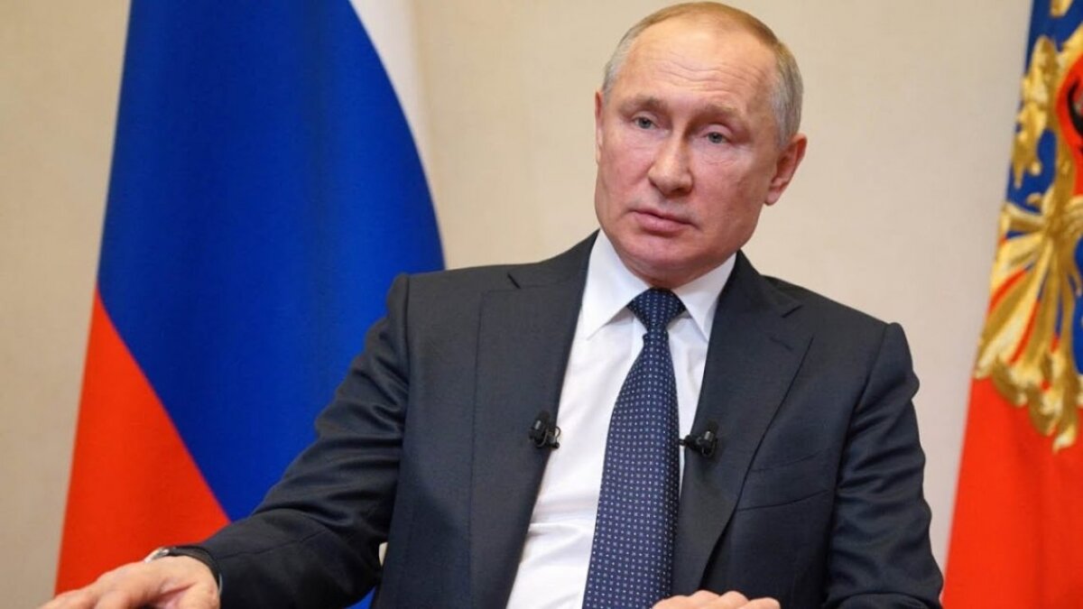 Путин: "В Европе считали, что Россия развалится в 90-е"