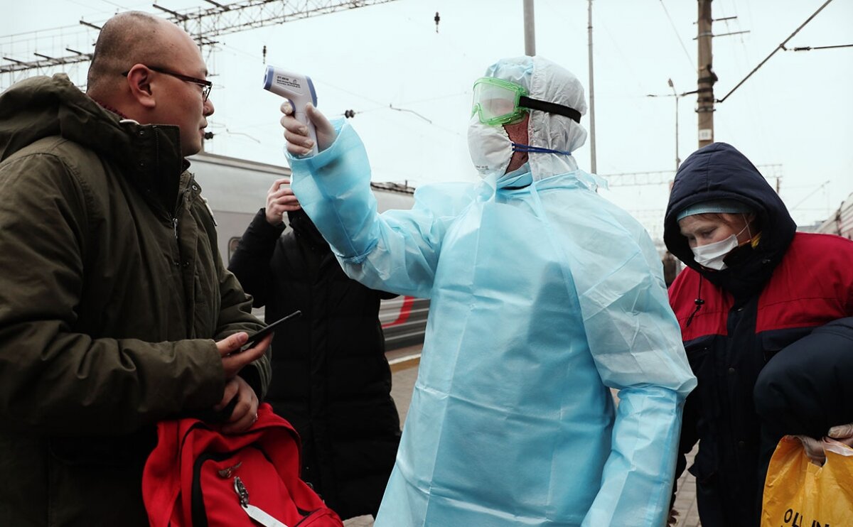 Профессор Борис Ревич назвал сроки прекращения эпидемии коронавируса в России 