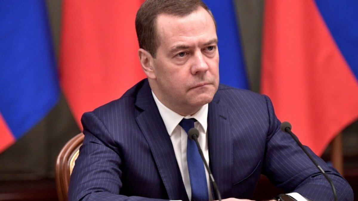 "Мир станет другим", - Медведев высказался о глобальных последствиях коронавируса