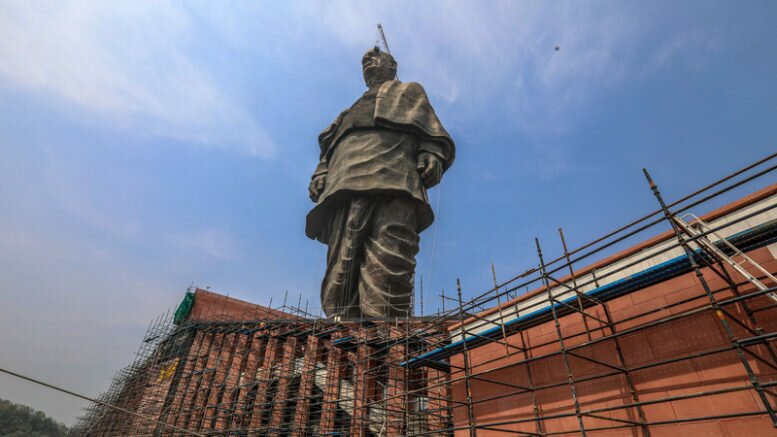 Выше Статуи Свободы и статуи Будды: 240-метровый монумент герою Индии признан самым высоким памятником в мире