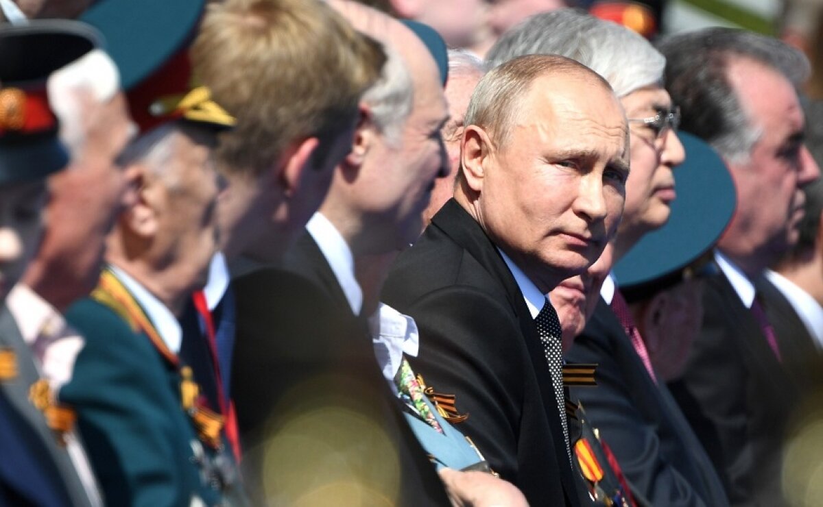 ​Путин одним жестом оценил Парад Победы в Москве