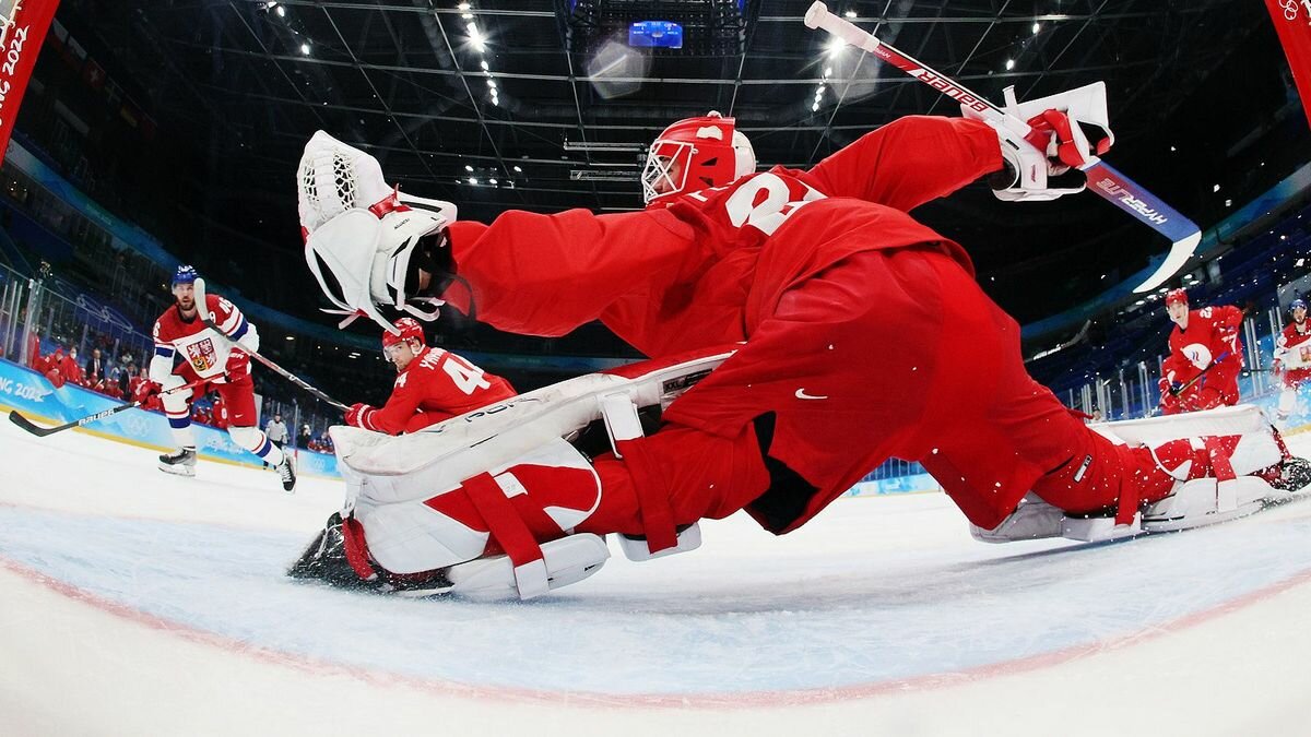 Сборная России по хоккею растопила лед Олимпиады - 2022, но проиграла Чехии со счетом 5:6