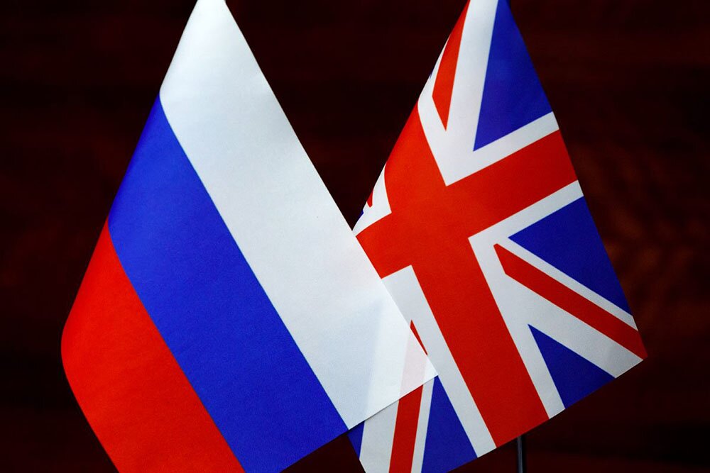 СМИ: Лондон подозревает Россию в “причастности” к загадочным смертям в Великобритании