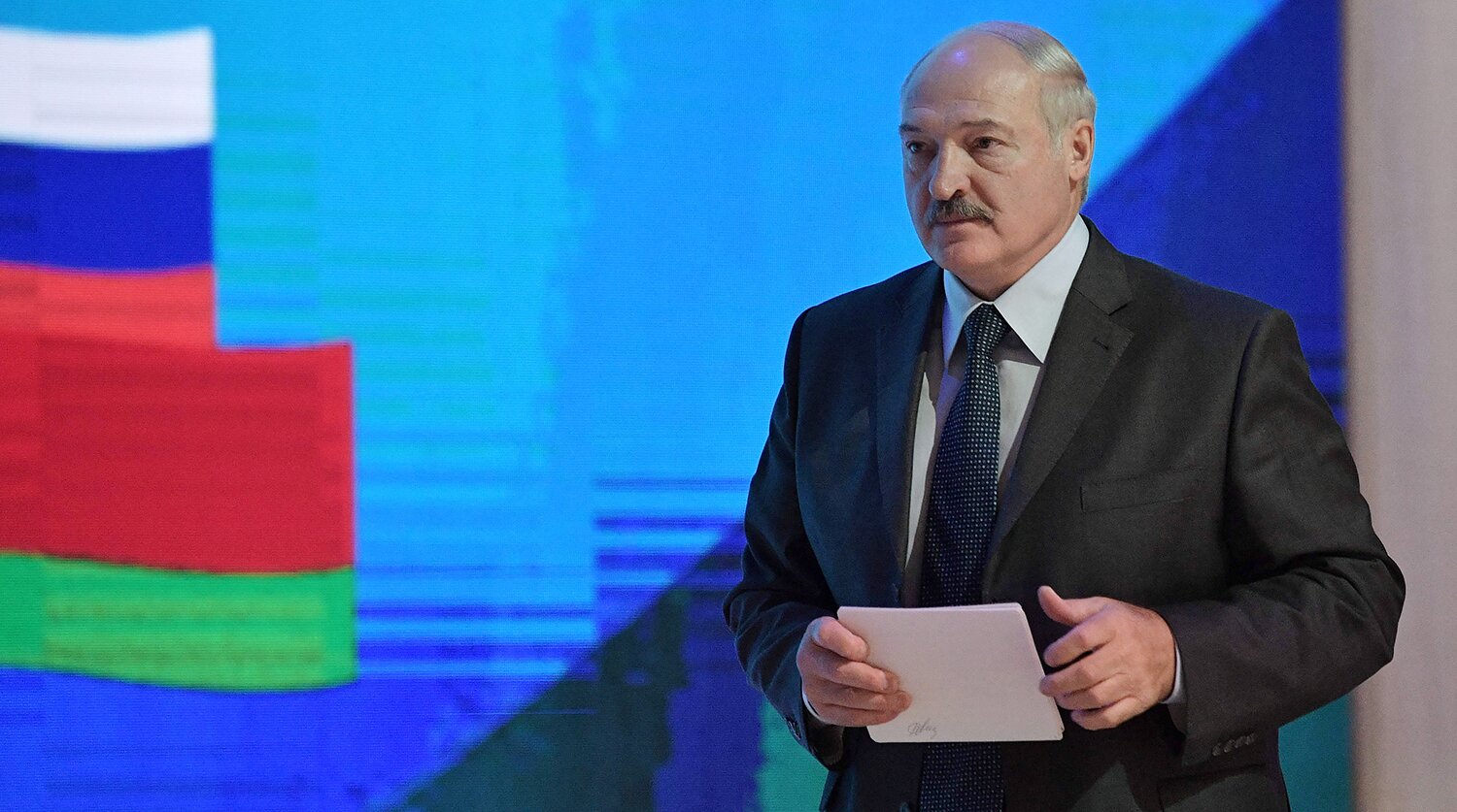 Лукашенко ответил Жириновскому, предлагавшему "впихнуть" Белоруссию в состав России 