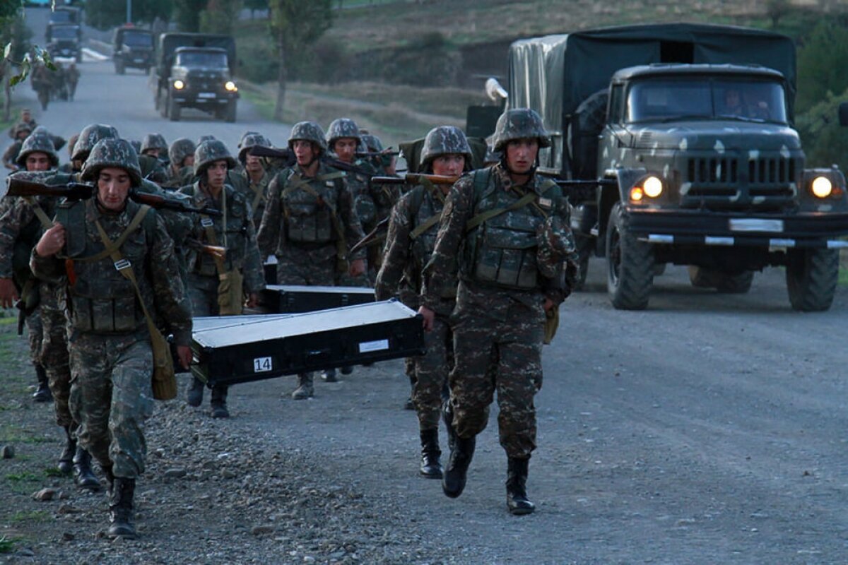 Азербайджанские войска обстреливают из РСЗО "Смерч" город Мартуни и села Арцаха