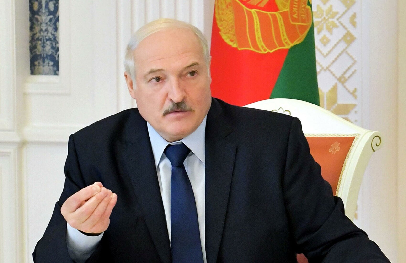 ​Лукашенко озвучил условия, которые помогут выстоять Белоруссии